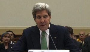USA: Kerry défend la poignée de main d'Obama avec Castro