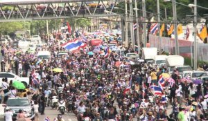 Thaïlande: des manifestants bloquent un bâtiment gouvernemental