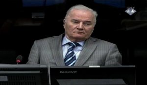 Justice: Mladic refuse de témoigner au procès Karadzic