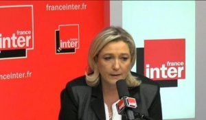 Théorie du genre: Le Pen juge que Peillon aggrave la situation