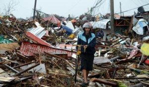 Typhon Haiyan : les autorités philippines craignent que le bilan dépasse 10 000 morts