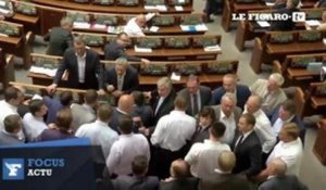 Une nouvelle bagarre éclate au parlement ukrainien