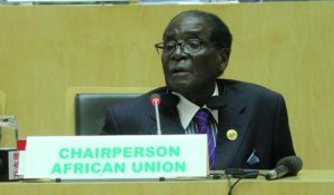Union africaine: Robert Mugabe indifférent aux critiques