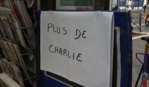 Nouveau Charlie Hebdo: les kiosques dévalisés partout en France