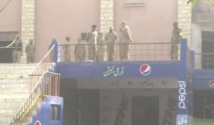 Pakistan: scènes d'horreurs dans les classes de l'école attaquée