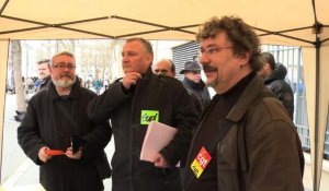 Défense du service public: manifestation de cheminots à Paris