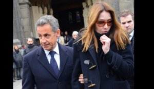 Vidéo : Nicolas Sarkozy et Carla Bruni à la rescousse d'un photographe !