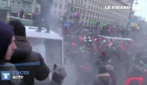 Affrontements violents entre manifestants et police à Kiev