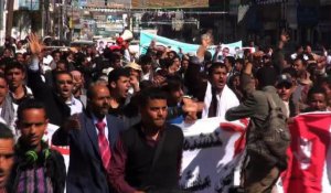 Manifestation au Yémen contre milices armées et Al-Qaïda