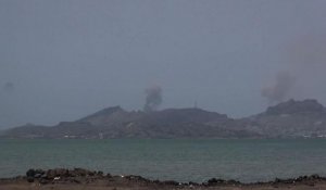 Aden: la coalition bombarde les positions des rebelles