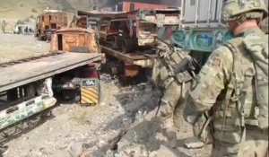 Afghanistan: des véhicules de l'Otan détruits par les talibans