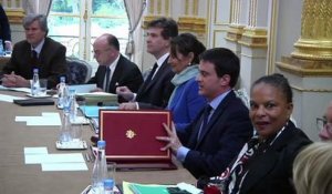Premier conseil des ministres pour le gouverment Valls