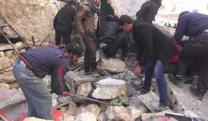 Syrie: l'armée syrienne a lâché des barils d'explosifs sur Alep, 8 morts dont 5 enfants