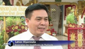 Thaïlande: l'engagement public d'un religieux fait polémique