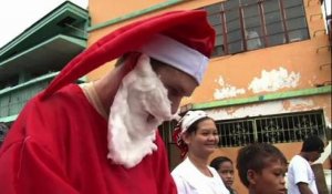 Philippines: Le Noël des rescapés du typhon Haiyan