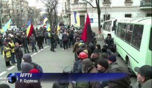 Ukraine : la mobilisation continue à Kiev