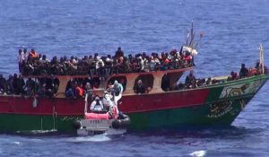 297 migrants sauvés par un patrouilleur au large de l'Italie