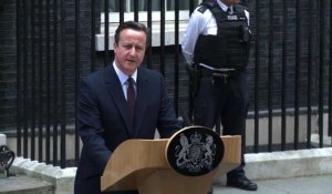 Reconduit, David Cameron promet un référendum sur l'Europe