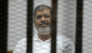 L'ex-président égyptien Mohamed Morsi condamné à mort en première instance