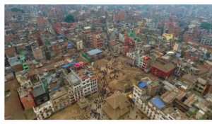 Katmandou survolée par un drone