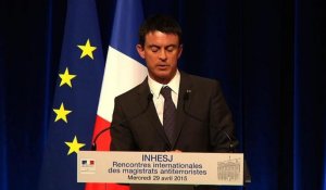 Valls annonce une structure pour les jihadistes de retour