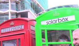 Londres: les cabines téléphoniques rouges deviennent vertes