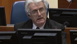 Bosnie: Radovan Karadzic dénonce l'accusation