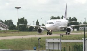 Ebola: Air France suspend provisoirement ses vols sur Freetown