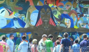 Des peintures contre la misère dans un village Rom hongrois