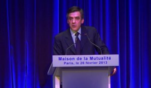 A la Mutualité, Fillon lance sa campagne pour 2017