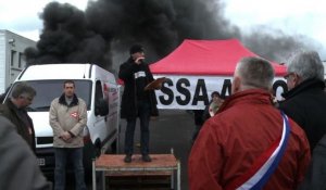 Moulins: manifestation contre la fermeture du site JPM