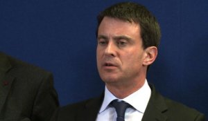 RER D: Manuel Valls salue le travail des policiers