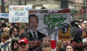 Hongrie: 4.000 manifestants contre le Premier ministre