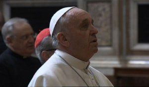 Vatican: premiers pas du pape François sous le signe de la simplicité