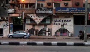 Egypte: les Cairotes doivent s'adapter au couvre-feu