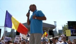 Un référendum pour décider du sort du président Basescu