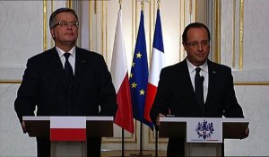 Hollande: la France prend "au sérieux" les menaces d'Aqmi