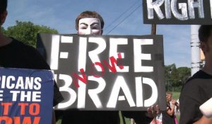 Des manifestants demandent la libération de Bradley Manning