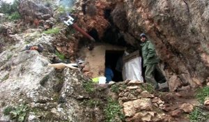 Fuyant le conflit, des Syriens trouvent refuge dans des grottes