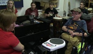 Une école de Prague transforme des handicapés en musiciens
