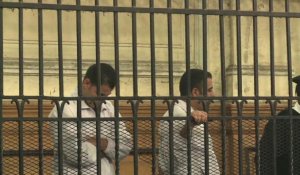 Egypte: deux policiers condamnés à 10 ans de prison
