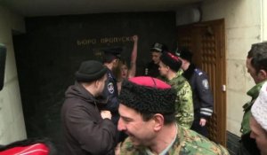Ukraine: deux militantes des Femen interpellées en Crimée
