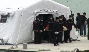 Naufrage du ferry en Corée: plus de cent morts confirmés