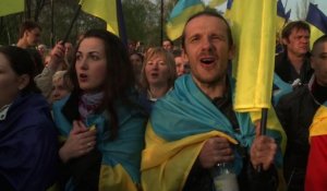 Le quotidien dangereux des pro-ukrainiens à l'est du pays