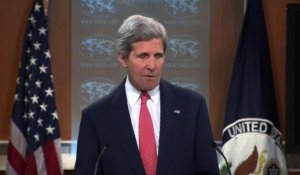 Ukraine: Kerry met en garde Moscou contre "une erreur coûteuse"