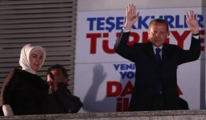 Conforté aux municipales, Erdogan veut faire "payer le prix" à ses ennemis