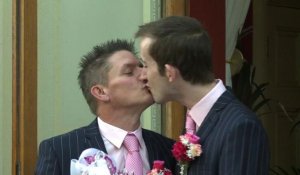 Premiers mariages homosexuels en Angleterre et au Pays de Galles