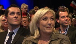 Départementales: Marine Le Pen en meeting à Paris
