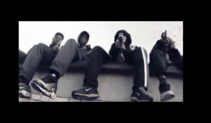 Sarcelles : des enfants armés dans un clip de rap - ZAPPING ACTU DU 02/03/2015