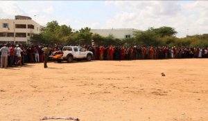 Kenya: la sinistre parade des corps des assaillants à Garissa